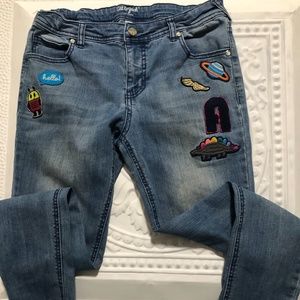 Cat and jack, Girls jeans, size 16 appliqués, Skinny jeans